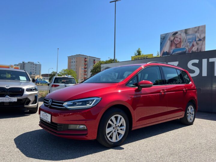Abbildung Fahrzeugdetailansicht Volkswagen Touran - Nr. 6