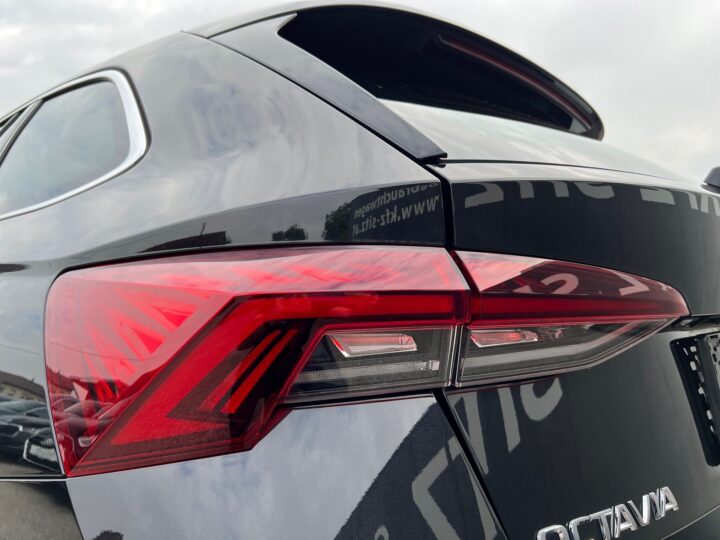 Abbildung Fahrzeugdetailansicht Skoda Octavia - Nr. 39