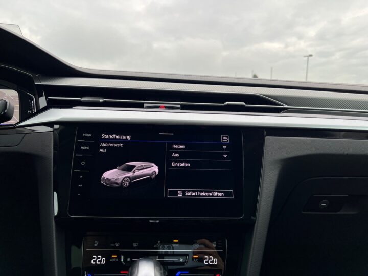 Abbildung Fahrzeugdetailansicht Volkswagen Arteon - Nr. 24