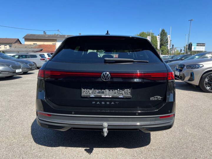 Abbildung Fahrzeugdetailansicht Volkswagen Passat Variant - Nr. 3