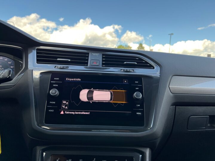 Abbildung Fahrzeugdetailansicht Volkswagen Tiguan Allspace - Nr. 26