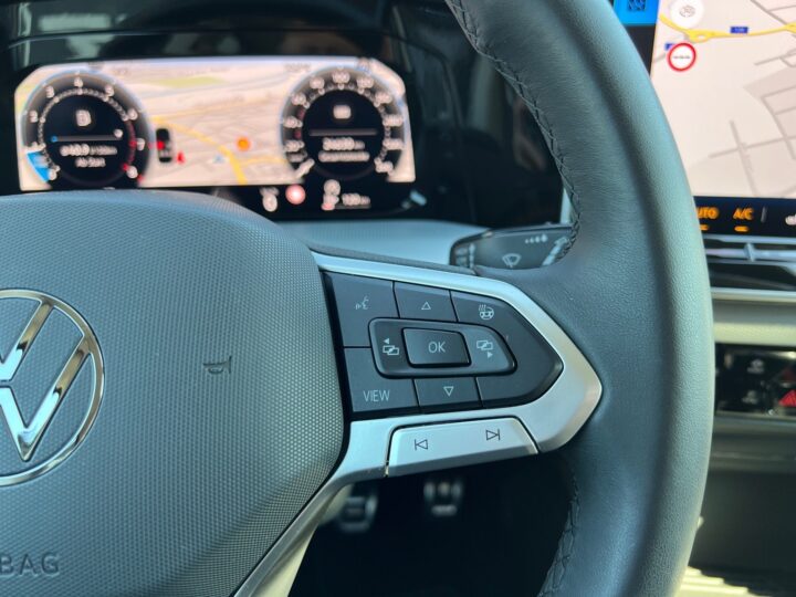Abbildung Fahrzeugdetailansicht Volkswagen Golf Variant - Nr. 39