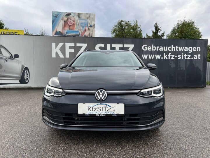 Abbildung Fahrzeugdetailansicht Volkswagen Golf Variant - Nr. 7