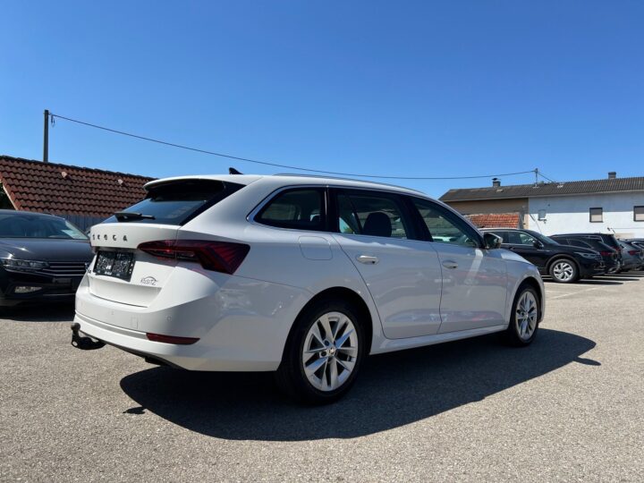 Abbildung Fahrzeugdetailansicht Skoda Octavia - Nr. 2