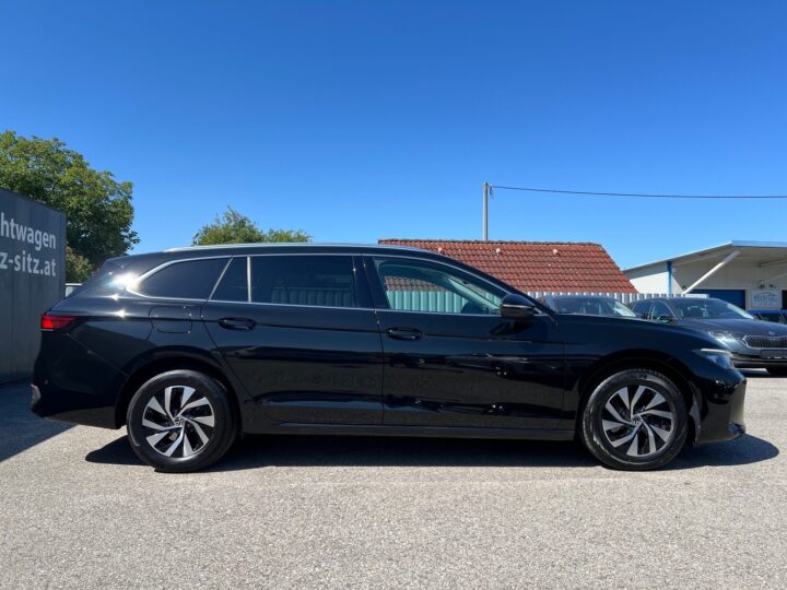 Abbildung Fahrzeugdetailansicht Volkswagen Passat Variant - Nr. 1