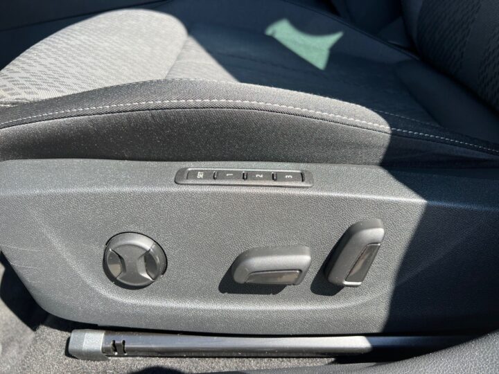 Abbildung Fahrzeugdetailansicht Skoda Octavia - Nr. 32