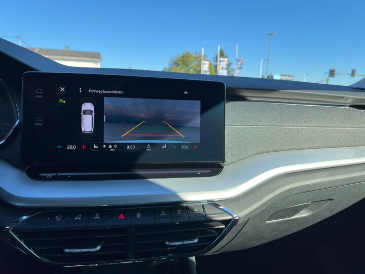 Abbildung Fahrzeugdetailansicht Skoda Octavia - Nr. 28