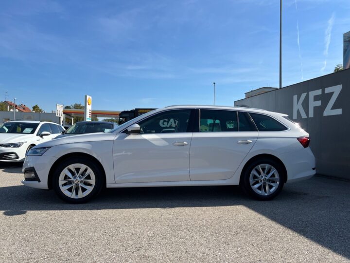 Abbildung Fahrzeugdetailansicht Skoda Octavia - Nr. 5