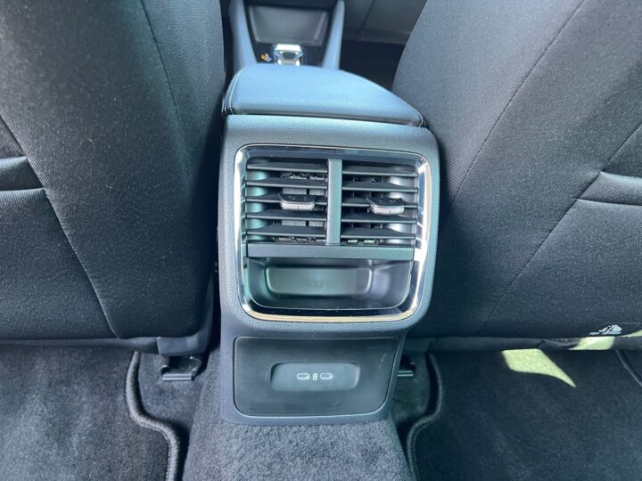 Abbildung Fahrzeugdetailansicht Skoda Octavia - Nr. 33