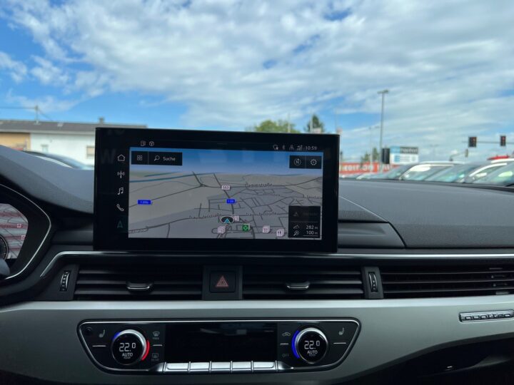Abbildung Fahrzeugdetailansicht Audi A4 - Nr. 22