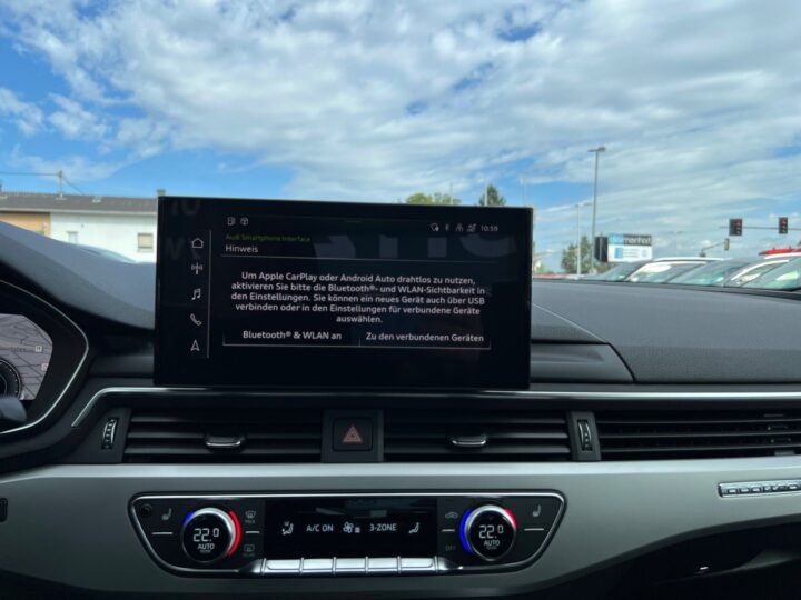 Abbildung Fahrzeugdetailansicht Audi A4 - Nr. 21