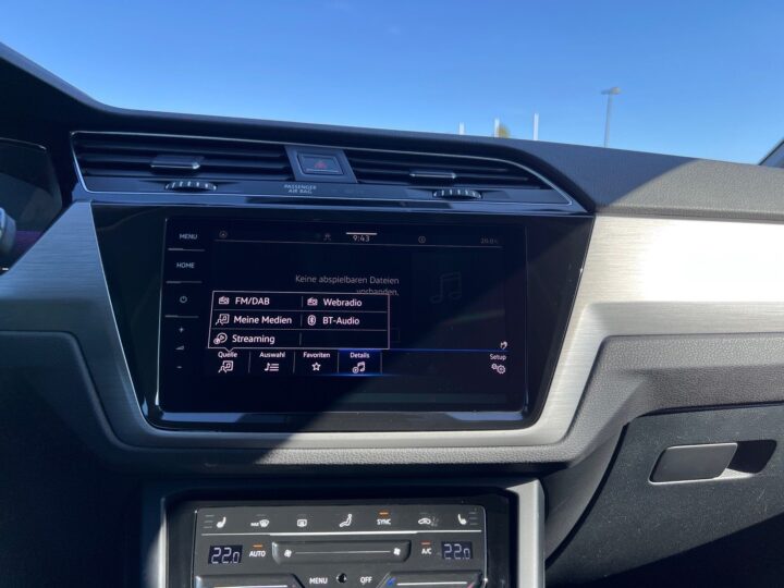 Abbildung Fahrzeugdetailansicht Volkswagen Touran - Nr. 20