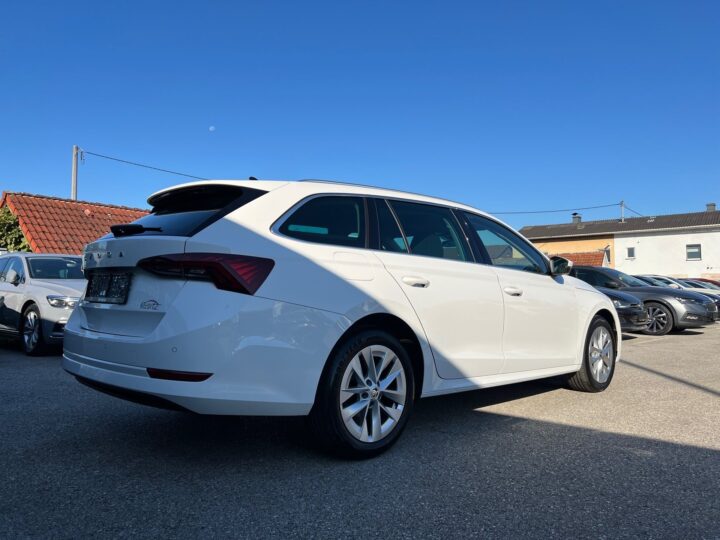 Abbildung Fahrzeugdetailansicht Skoda Octavia - Nr. 2