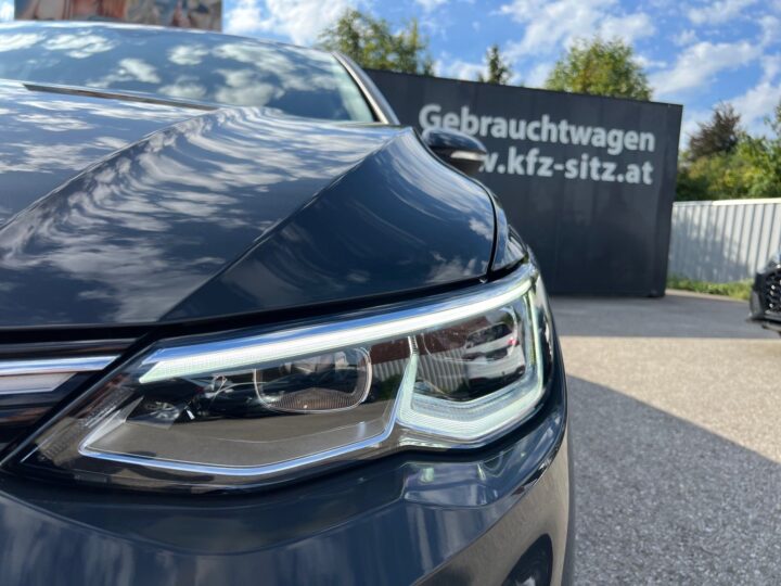 Abbildung Fahrzeugdetailansicht Volkswagen Golf Variant - Nr. 36