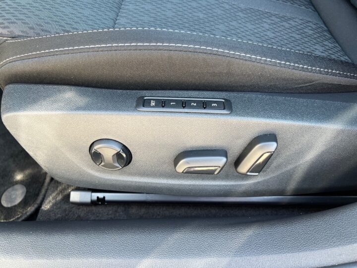 Abbildung Fahrzeugdetailansicht Skoda Octavia - Nr. 32