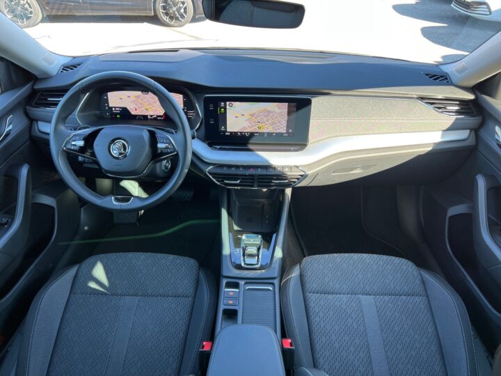 Abbildung Fahrzeugdetailansicht Skoda Octavia - Nr. 9
