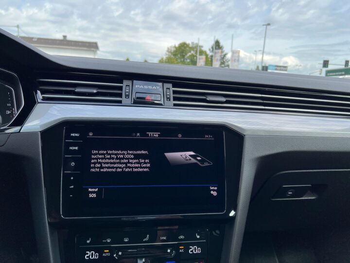 Abbildung Fahrzeugdetailansicht Volkswagen Passat Variant - Nr. 22
