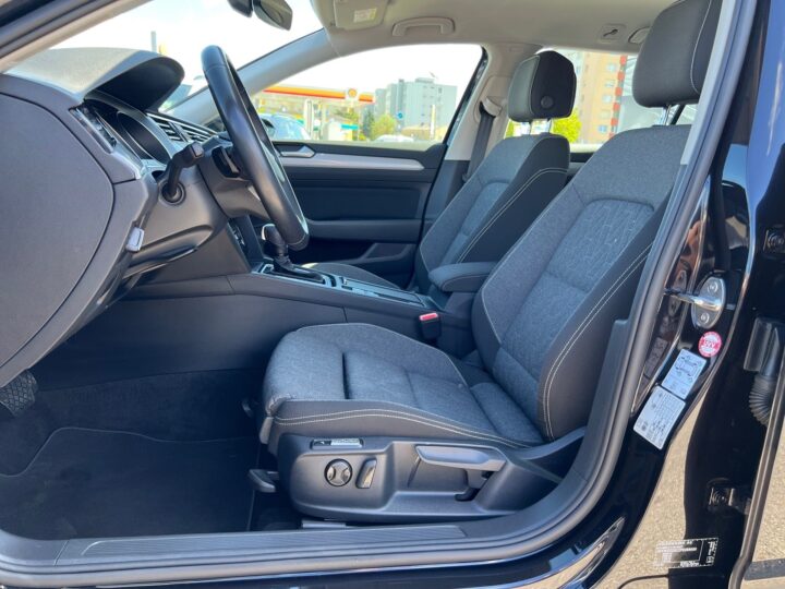 Abbildung Fahrzeugdetailansicht Volkswagen Passat Variant - Nr. 12