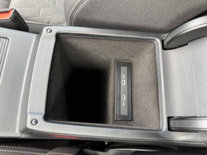 Abbildung Fahrzeugdetailansicht Volkswagen Passat Variant - Nr. 45