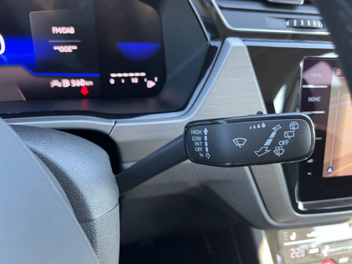 Abbildung Fahrzeugdetailansicht Volkswagen Touran - Nr. 44