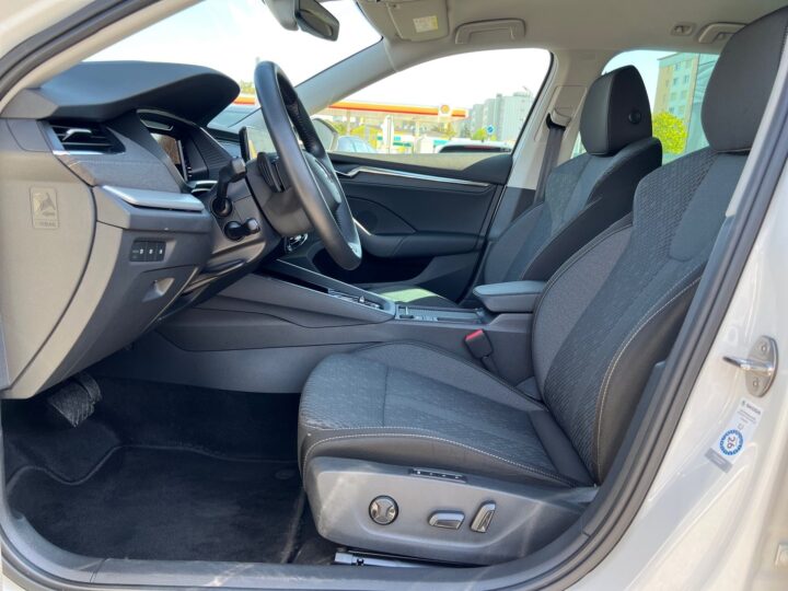 Abbildung Fahrzeugdetailansicht Skoda Octavia - Nr. 12