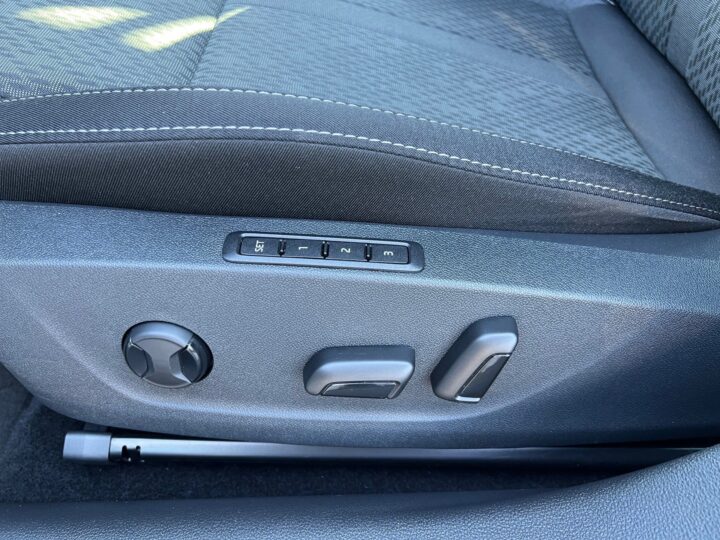 Abbildung Fahrzeugdetailansicht Skoda Octavia - Nr. 32