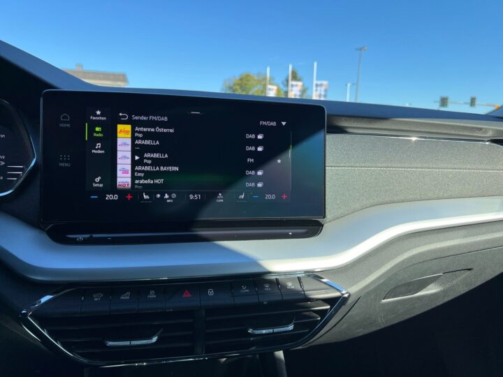 Abbildung Fahrzeugdetailansicht Skoda Octavia - Nr. 19