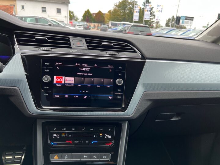 Abbildung Fahrzeugdetailansicht Volkswagen Touran - Nr. 19