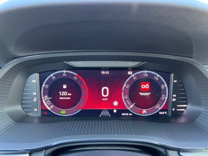 Abbildung Fahrzeugdetailansicht Skoda Octavia - Nr. 16