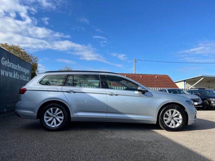 Abbildung Fahrzeugdetailansicht Volkswagen Passat Variant - Nr. 1