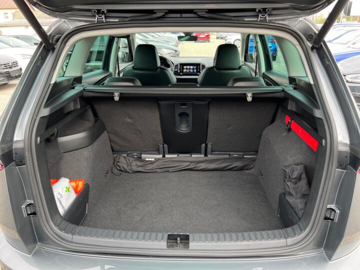 Abbildung Fahrzeugdetailansicht Skoda Karoq - Nr. 14
