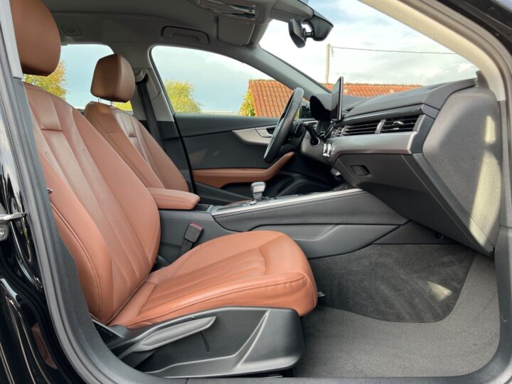 Abbildung Fahrzeugdetailansicht Audi A4 - Nr. 34