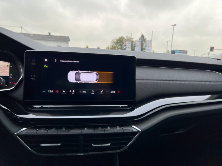 Abbildung Fahrzeugdetailansicht Skoda Octavia - Nr. 28