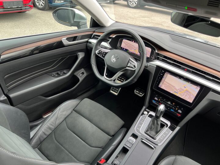 Abbildung Fahrzeugdetailansicht Volkswagen Arteon - Nr. 11