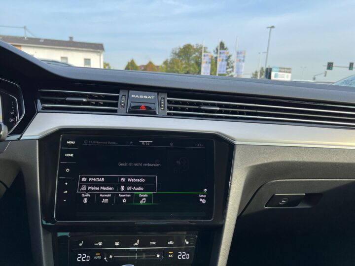 Abbildung Fahrzeugdetailansicht Volkswagen Passat Variant - Nr. 20