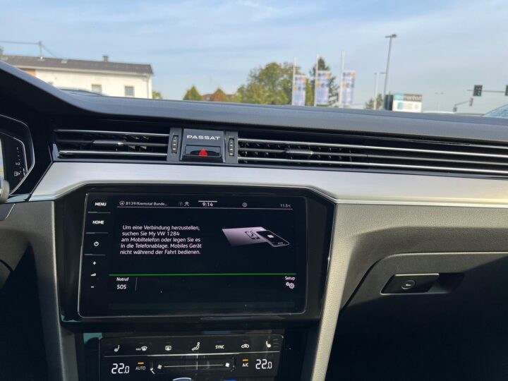 Abbildung Fahrzeugdetailansicht Volkswagen Passat Variant - Nr. 22