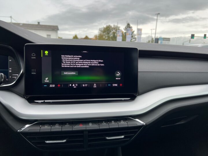 Abbildung Fahrzeugdetailansicht Skoda Octavia - Nr. 21