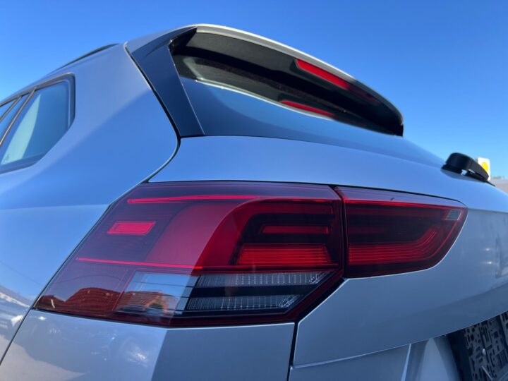 Abbildung Fahrzeugdetailansicht Volkswagen Golf Variant - Nr. 37