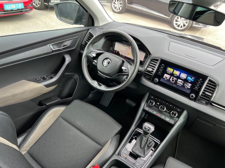 Abbildung Fahrzeugdetailansicht Skoda Karoq - Nr. 11