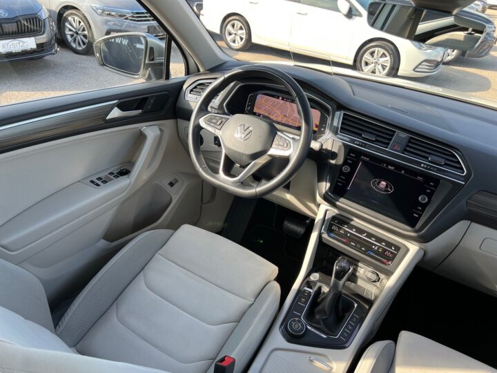 Abbildung Fahrzeugdetailansicht Volkswagen Tiguan Allspace - Nr. 11