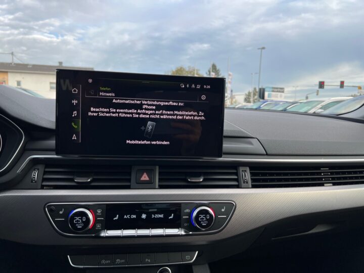 Abbildung Fahrzeugdetailansicht Audi A4 - Nr. 21