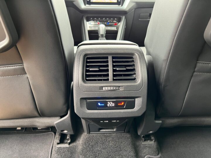 Abbildung Fahrzeugdetailansicht Volkswagen Touran - Nr. 32