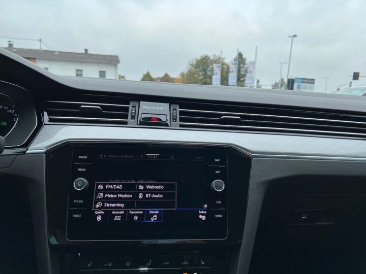 Abbildung Fahrzeugdetailansicht Volkswagen Passat Variant - Nr. 20