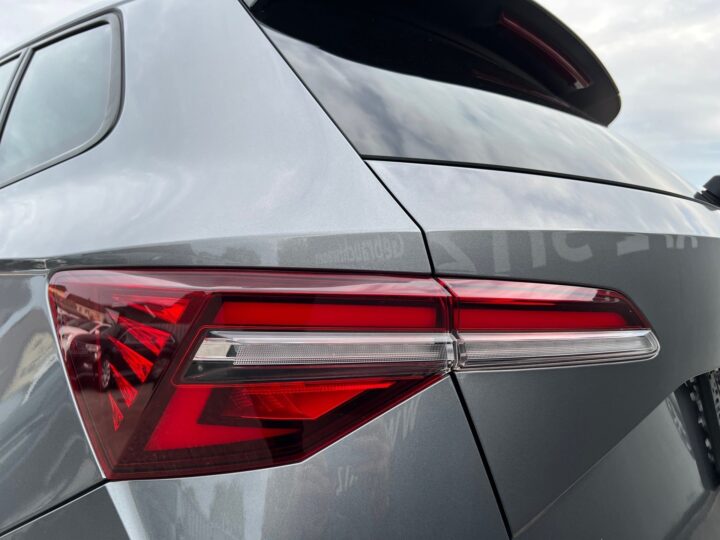 Abbildung Fahrzeugdetailansicht Skoda Karoq - Nr. 38