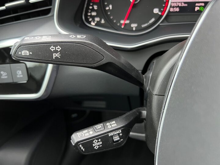 Abbildung Fahrzeugdetailansicht Audi A6 - Nr. 44