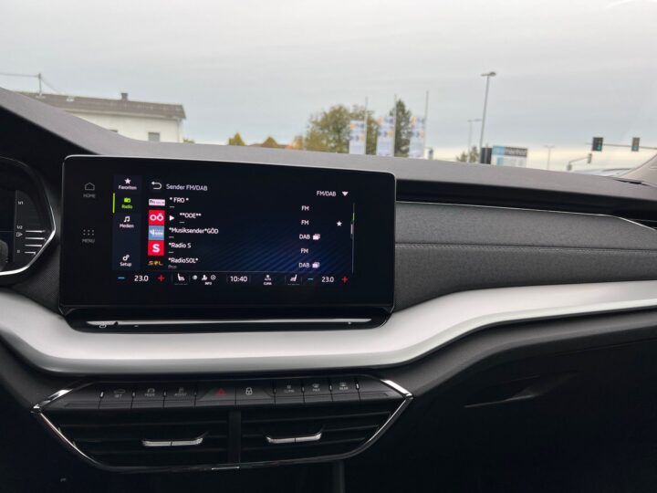Abbildung Fahrzeugdetailansicht Skoda Octavia - Nr. 19