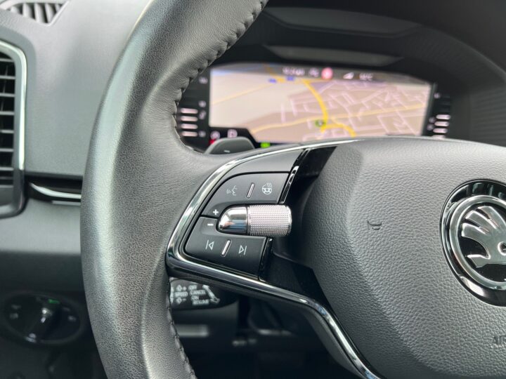 Abbildung Fahrzeugdetailansicht Skoda Karoq - Nr. 42