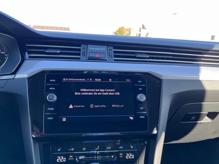 Abbildung Fahrzeugdetailansicht Volkswagen Passat Variant - Nr. 22