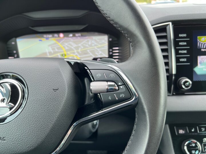 Abbildung Fahrzeugdetailansicht Skoda Karoq - Nr. 41