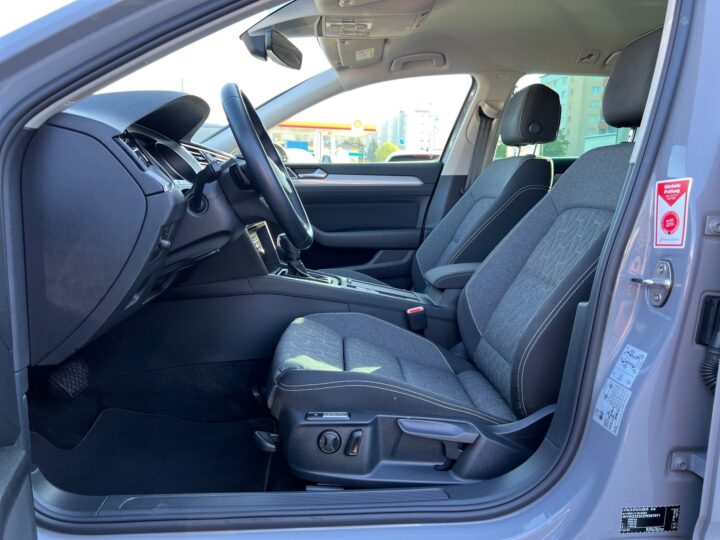 Abbildung Fahrzeugdetailansicht Volkswagen Passat Variant - Nr. 12